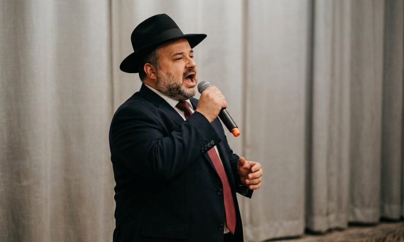 "מסילת ישרים" בלחן מקורי: הסינגל החדש של החזן שמואל טולידאנו