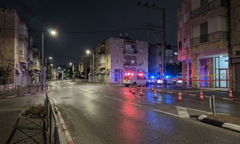 בני ברק: מיחם מים רותחים נשפך על שלושה צעירים בישיבה