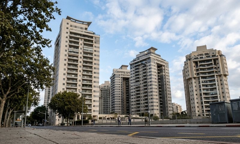 מעונן חלקית היום עם טפטופים לאורך החוף - וממחר מתחילה להתחמם