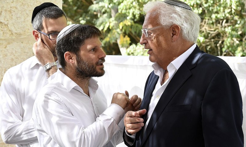 סמוטריץ' הודיע על פינוי כפר פלסטיני - שעות אחרי שטען ל-ICC מחפש לעצור אותו
