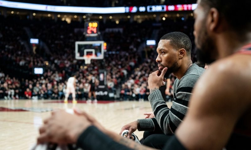 היחיד ב-NBA: החוזה הנדיר שמאפשר לדמיאן לילארד למנוע טרייד