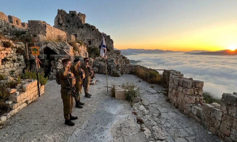 ימים אחרי שנכבש: טקס חילופי מח"ט גולני התקיים במבצר הבופור