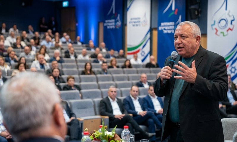 "בוז עמוק לנתניהו": איזנקוט מגיב לסרטון שהזכיר את בנו שנפל