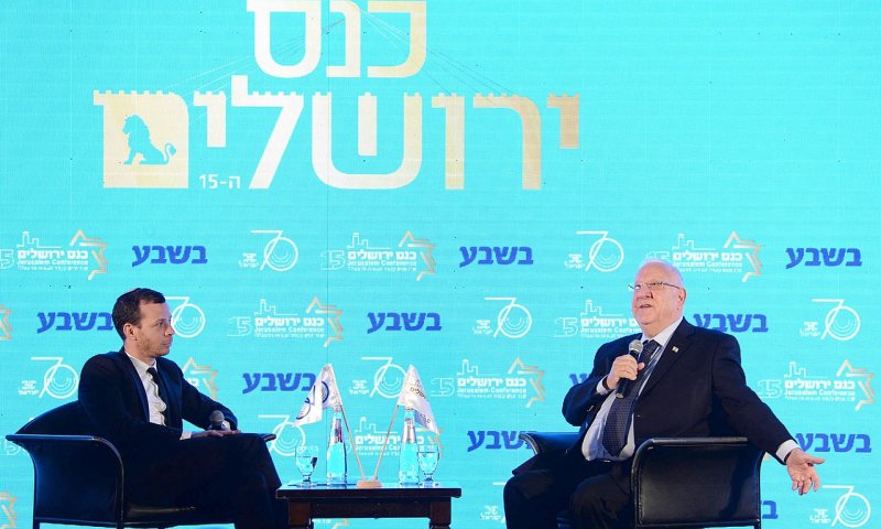 עמית סגל במתקפה על הסוקרים: "זה יום הכיפורים שלהם"