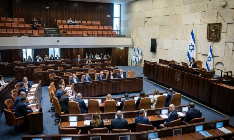 לראשונה מאז 7 באוקטובר: מליאת הכנסת חזרה לאולם הרגיל