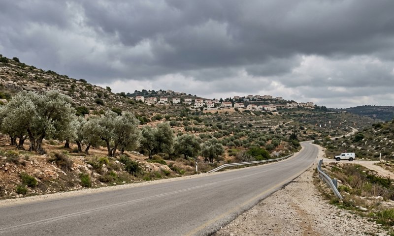 תושב אריאל שנעדר בסמוך לכפר פלסטיני אותר בשלום אחרי חיפושים נרחבים