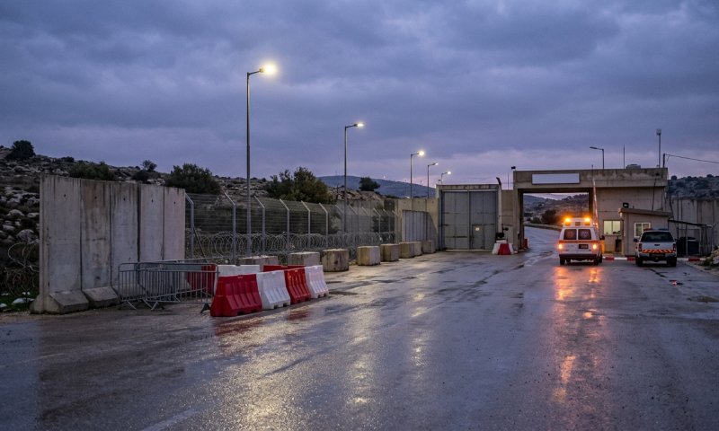 מג"ב עצר את הפלסטיני שפצע ישראלית בפיגוע אבנים בשומרון
