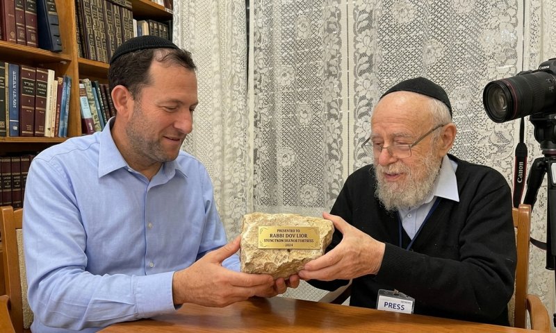 ראש מועצת שומרון לרב ליאור: "נשבענו לחזור לצפון השומרון - וקיימנו"