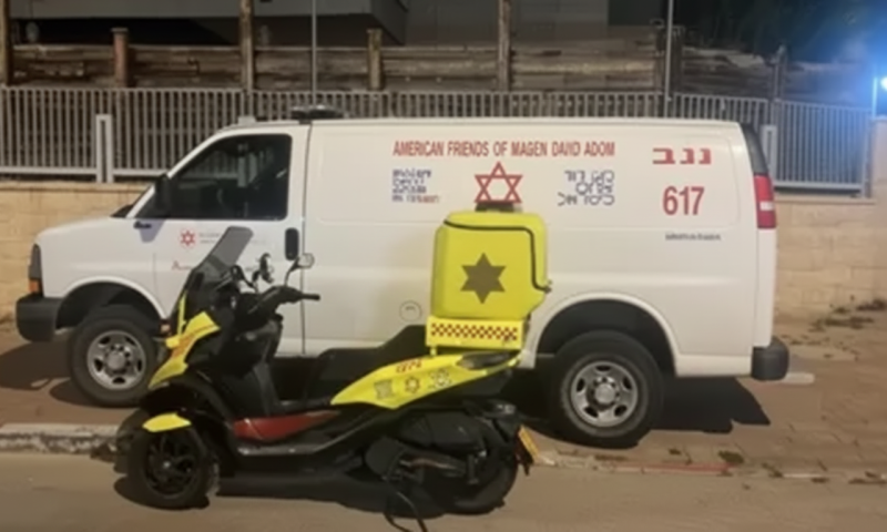 אישה כבת 40 נדקרה למוות בבאר שבע, ילד בן 8 במצב קשה