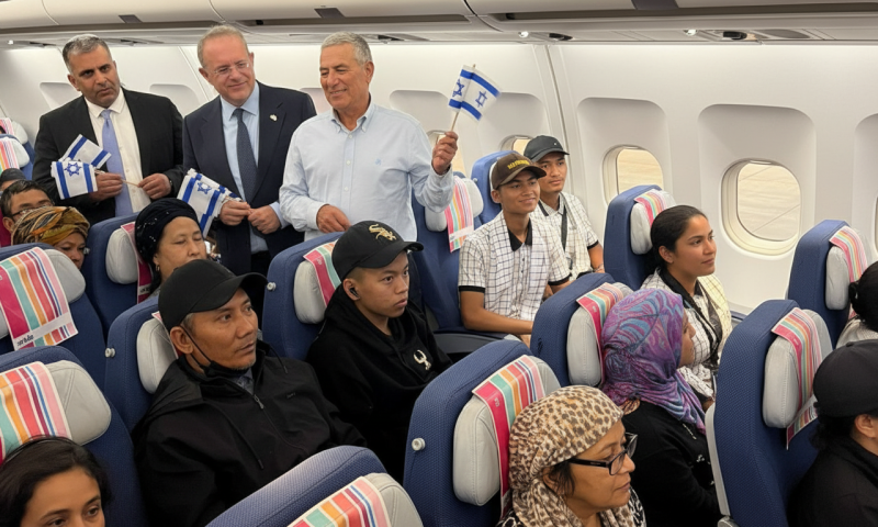 240 עולים מבני המנשה נחתו בנתב"ג: "אנחנו עושים היסטוריה"