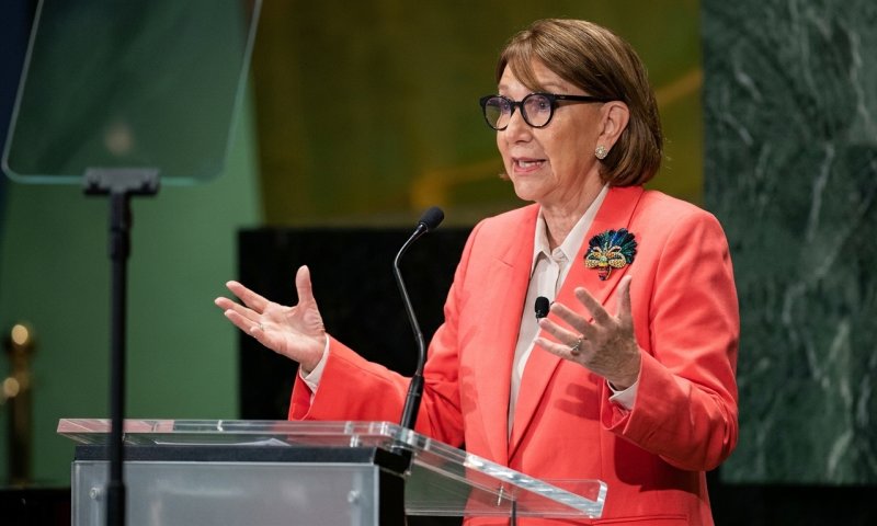 בת לניצולי שואה בדרך להיסטוריה: מובילה במרוץ למזכ"ל האו"ם