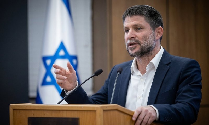 סמוטריץ' תוקף את יאיר גולן: "ייהוד הגליל יקרה כשננצח"