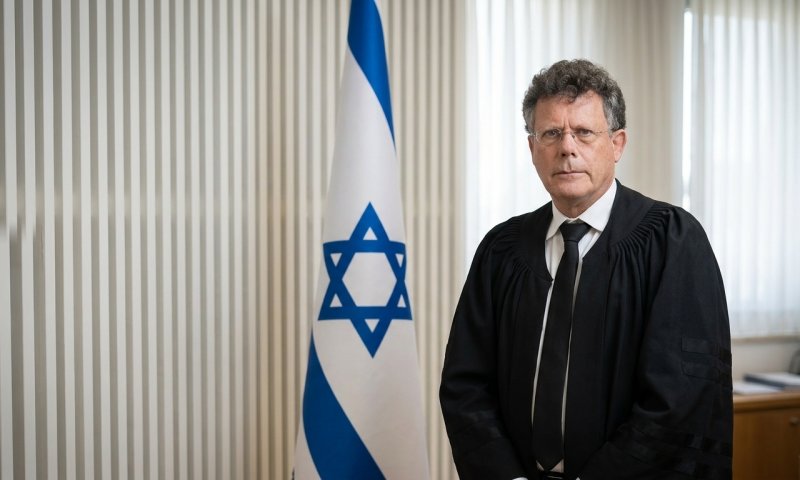 מול בית נשיא העליון: עשרות חרדים מפגינים בעקבות ניסיון מעצר עריק
