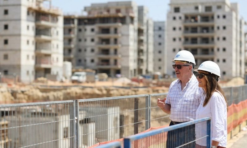 קבוצת אביב גייסה 250 מיליון שקל באג"ח בעקבות ביקושי שיא