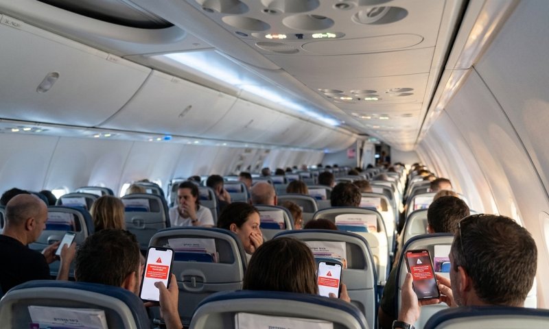 חרדה בטיסה: הנוסעים קיבלו התרעת אזעקה בנייד בזמן הנחיתה בנתב"ג