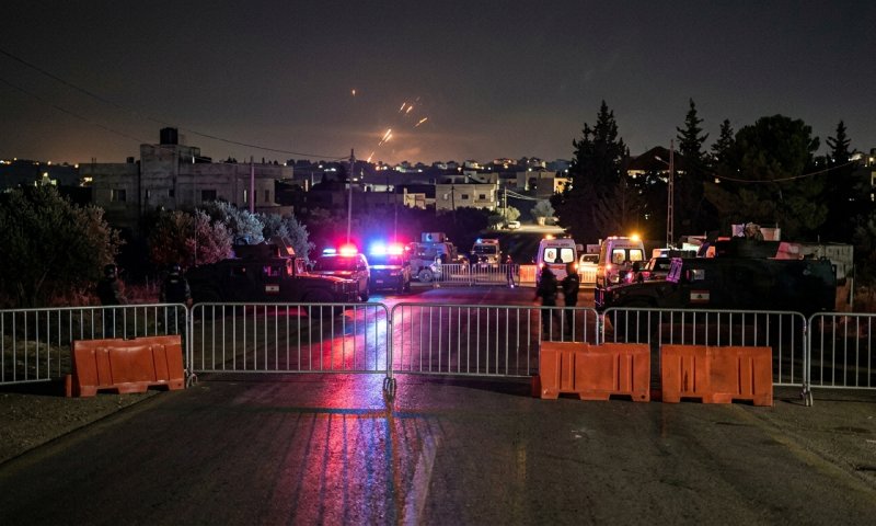 דיווח: מטוס קרב ישראלי שיגר נורים בשמי דרום לבנון