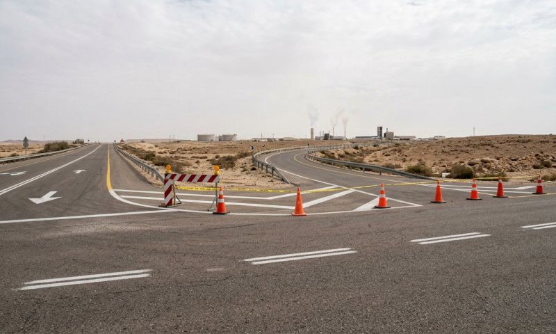 עבריינים הציתו מתקן טיהור בנגב: שפכים זורמים לבאר שבע