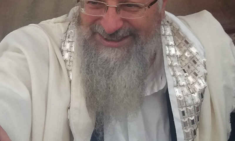 בתו של הרב אליהו: "אויבי ישראל מממנים מחלוקות כדי להרוג חיילים"