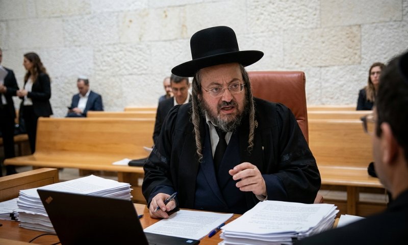 השופט מינץ התעמת עם נציג החרדים: "לא מאמין למה שאני שומע"