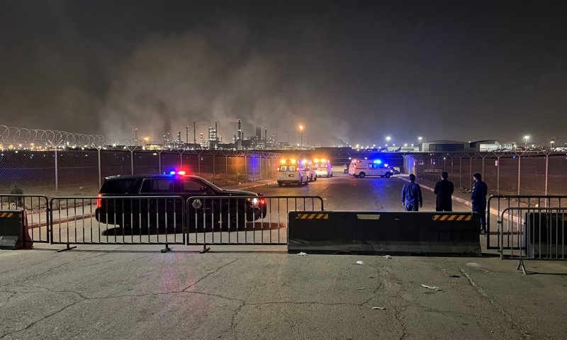 החות'ים: תקפנו בכטב"מים את שדה התעופה ומתקן אראמקו בסעודיה