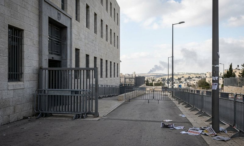 נתניהו מתפוצץ בעדות: "דיברתי עם טראמפ - ועכשיו 3 שעות על כותרת?"
