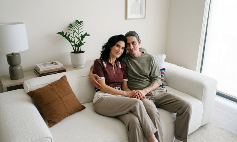 מגי אזרזר וקותי סבג חוזרים למסך יחד בקמפיין של 10 מיליון שקל