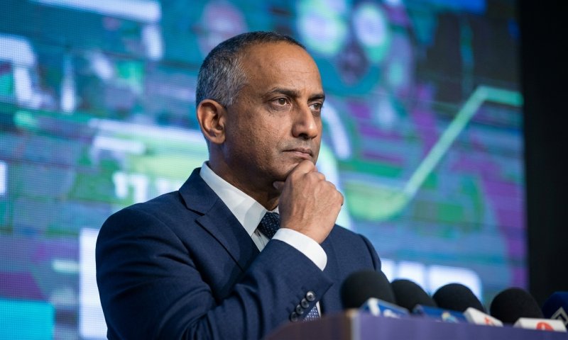 אכזבה מהסקרים: דדי שמחי שוקל לנטוש את גנץ ולעבור לליכוד