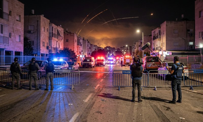 איראן שיגרה טילים לעבר ישראל: ההוראה - להיכנס למרחבים המוגנים