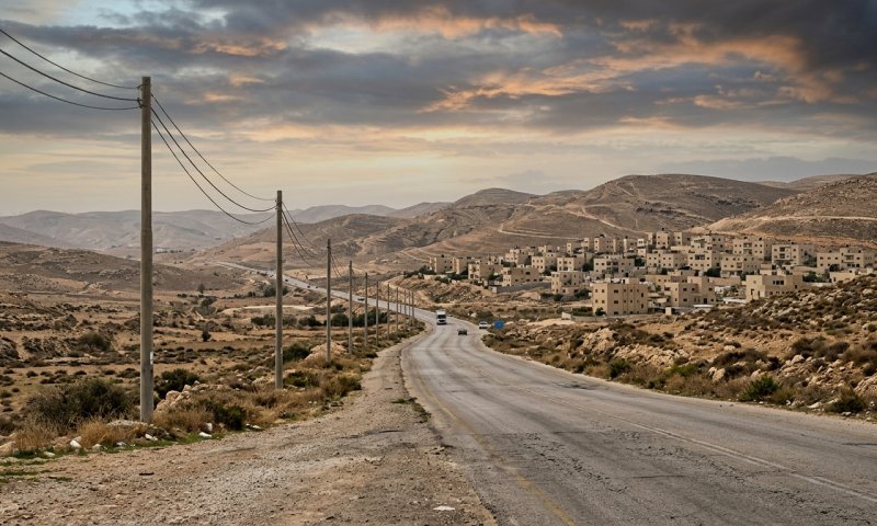 בריטניה מכריזה מחר על סנקציות כלכליות נגד ההתנחלויות ביו"ש