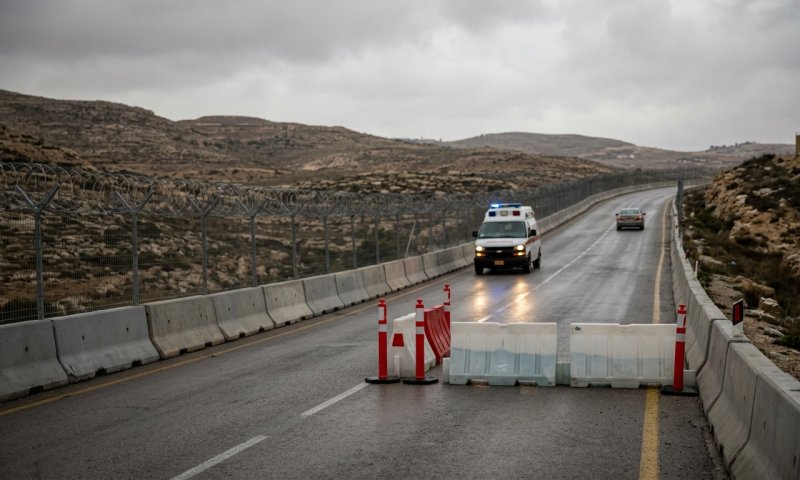 תחקיר צה"ל: צעירים חסמו כביש, פלסטיני שניסה להימלט פגע באחד מהם