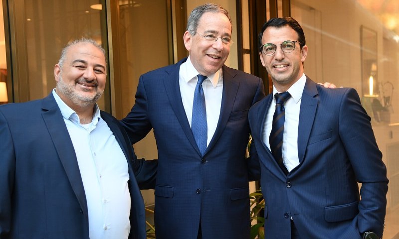 מנסור עבאס חוזר לרשימה המשותפת - אבל בתנאי אחד מפתיע