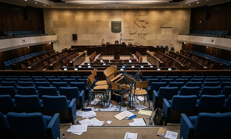 ליברמן כבר מחלק תיקים: עמאר יהיה שר לביטחון לאומי