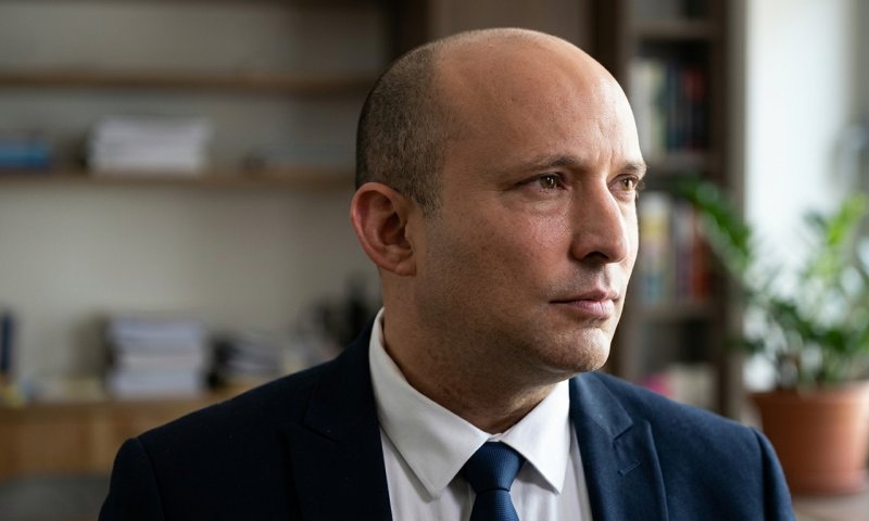 בנט: העסקת סוכן קטארי בלשכת נתניהו היא הבגידה החמורה בתולדות ישראל