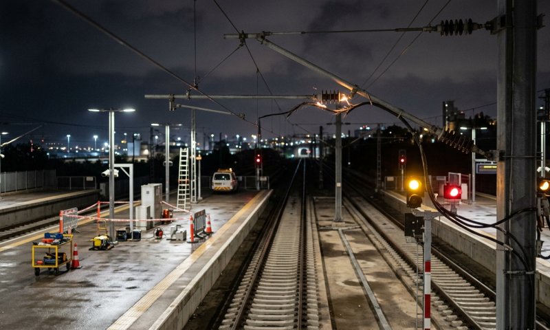 חברת החשמל פגעה בתשתית: תנועת הרכבות מתל אביב לנתניה הופסקה