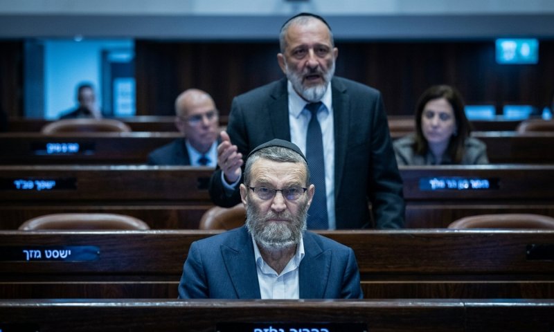 ש"ס מציבה אולטימטום לקרעי: תצביע נגד חוק התקשורת