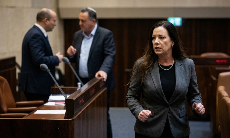 חברת הכנסת טלי גוטליב יצאה מהדיון ותקפה את נתניהו וכ"ץ