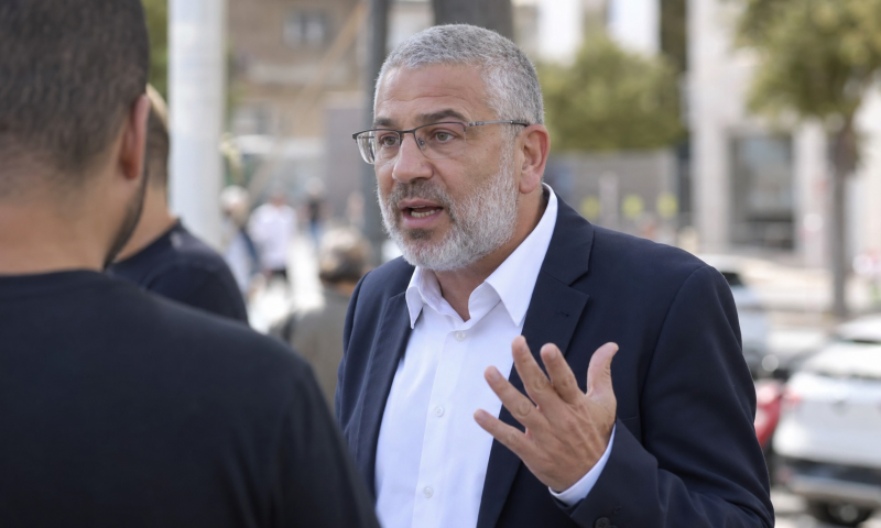 ינון מגל הפסיד בסקר לשטבון - וחשף עדות מעברו בסיירת