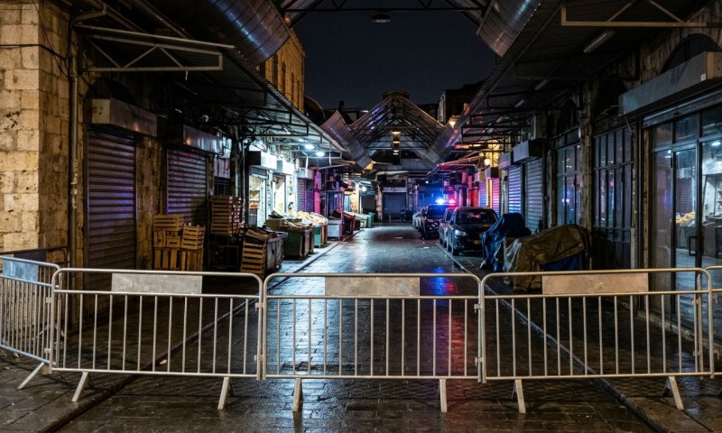 אלמונים השליכו בקבוק זכוכית לעבר שיירת נתניהו בירושלים