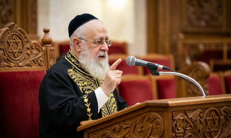 הרב יצחק יוסף נגד בהרב-מיארה: "הקב"ה יכלה אותה"