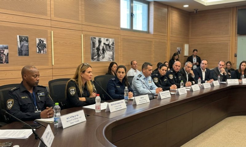 משטרה בוועדת הכנסת: נבדקים כיווני חקירה חדשים בפרשת היימנוט קסאו