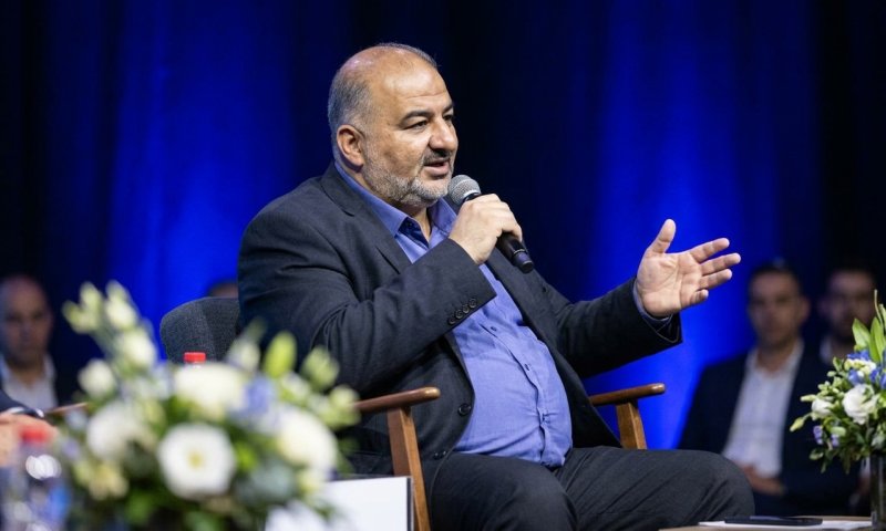 עבאס מפתיע: "אם האופוזיציה לא תגיע ל-61, רע"ם תעזור להקים ממשלה"