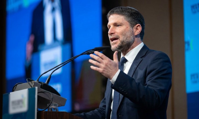 סמוטריץ' מתכנן שריון שלישי שידחק חברי כנסת מכהנים