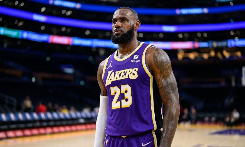 רעידת אדמה ב-NBA: לברון ג'יימס חותם בפילדלפיה