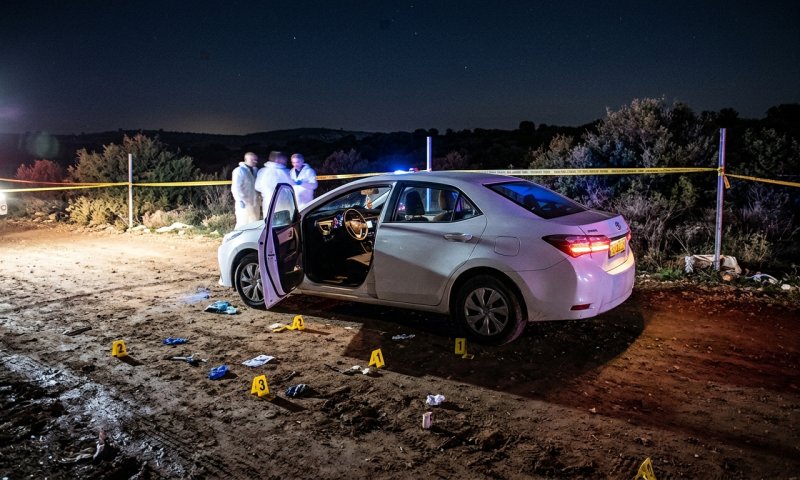 אישום: נער רצח את בני הזוג פריחודקו וניסה להשתמש באשראי שלהם