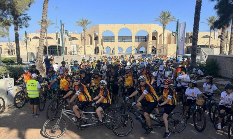 מסע מרגש באשדוד: 350 עיוורים ורואים רכבו יחד על אופניים