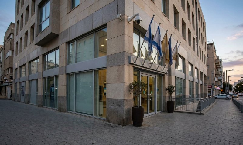 ארבעה בנקים רוצים להכריז על דנקנר פושט רגל