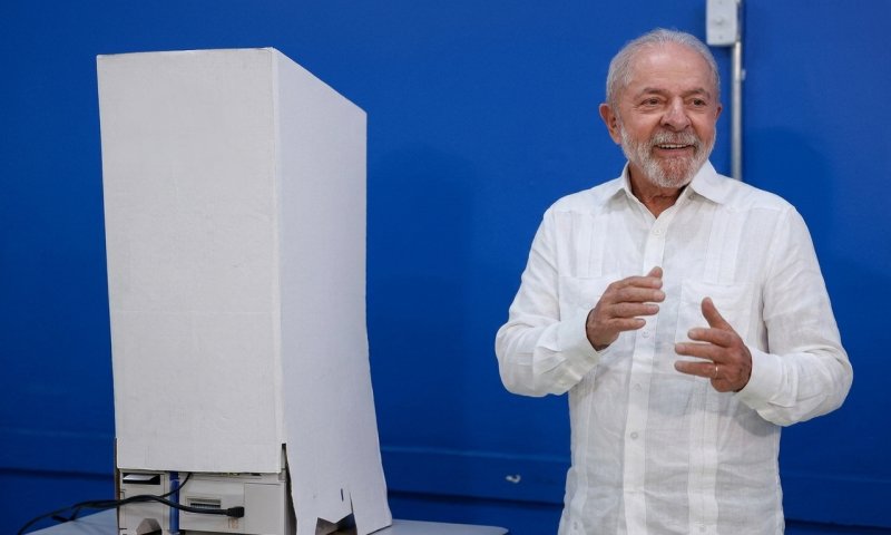 לולה ניצח את בולסונארו הבן ונבחר שוב לנשיאות ברזיל
