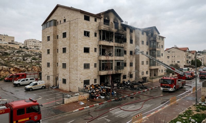 שריפה פרצה בישיבה מאוכלסת בביתר עילית - אין נפגעים