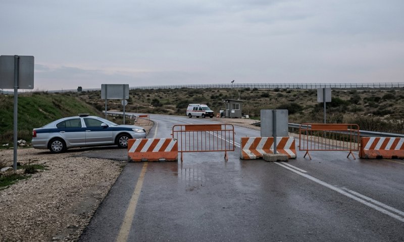 בדרך לפיגוע: מחבל נתפס מסתתר בתא מטען בדרך לישראל
