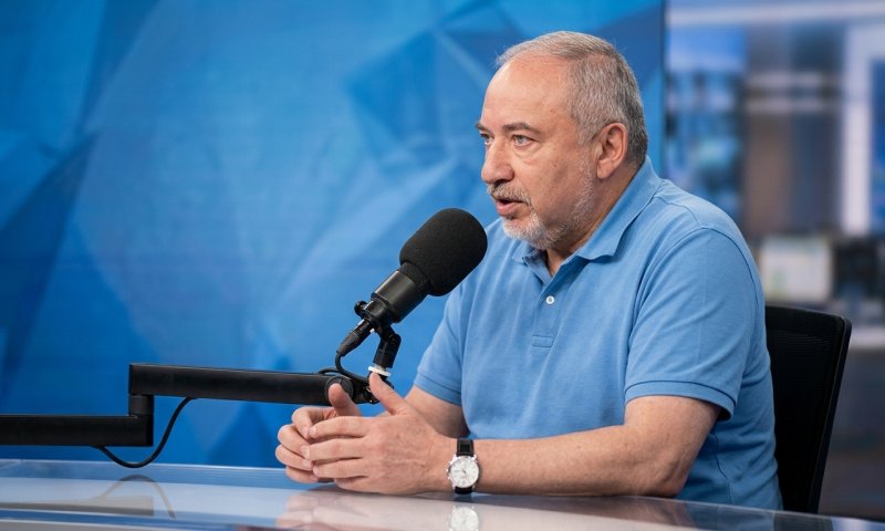 ליברמן מציע: ירדן תנהל את שטחי A ו-B, ישראל תשלוט ב-C